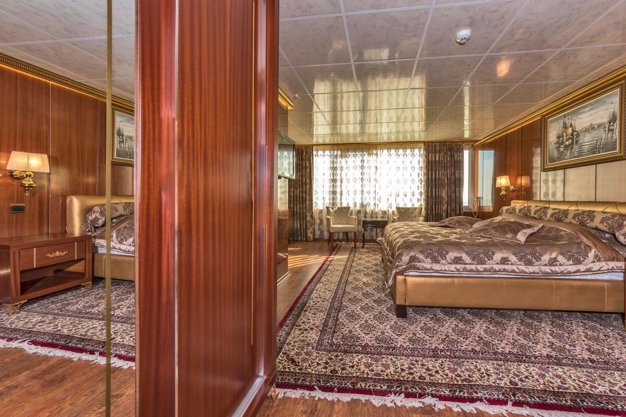 Cevheri'S Hotel Istanbul Exterior photo